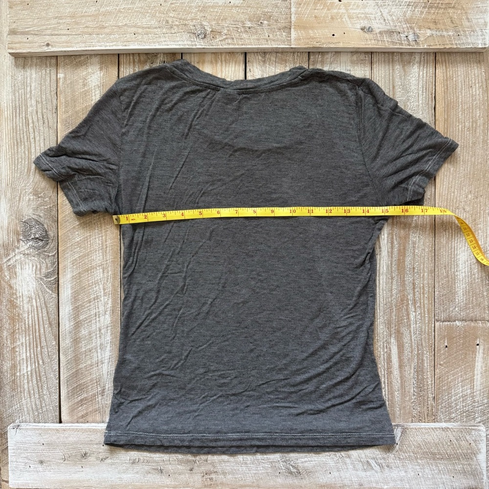 FREE W/ ITEM EQUAL/MORE VALUE Chic Micro Striped Basic Tee - Picture 5 of 6